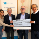 Starke Spende: Lions Club Frankfurt-Goethestadt unterstützt Peerakademie der DMSG Hessen